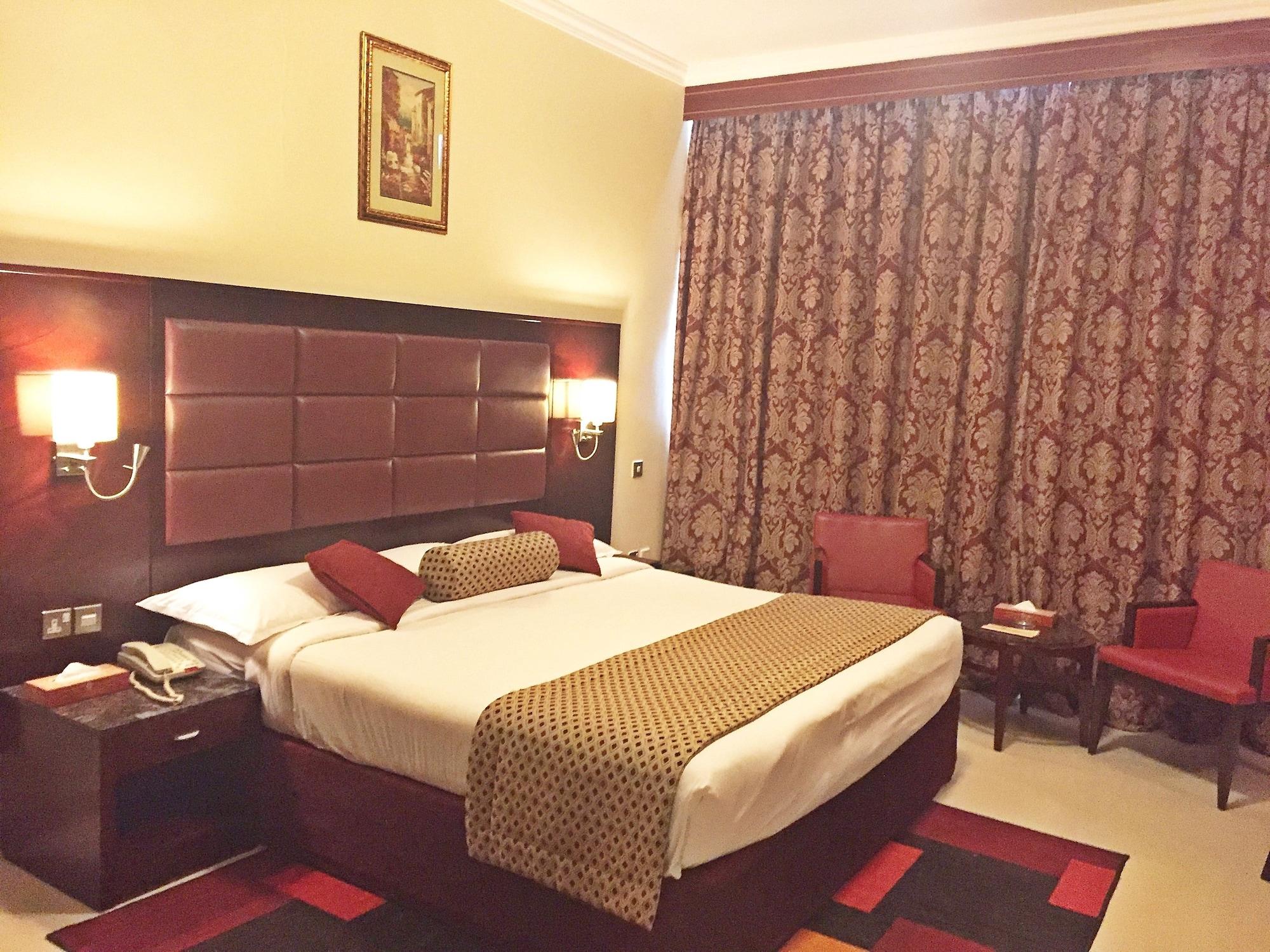 Ramee Rose Hotel Apartments Abou Dabi Extérieur photo