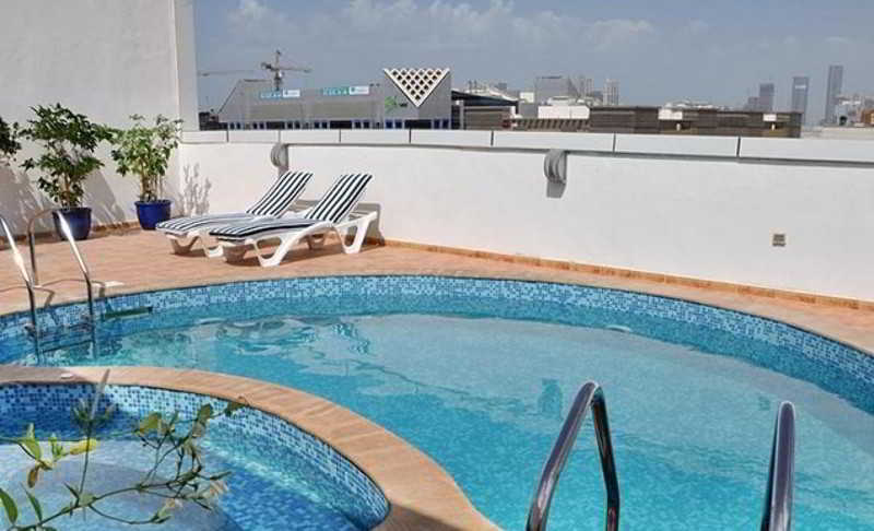 Ramee Rose Hotel Apartments Abou Dabi Extérieur photo