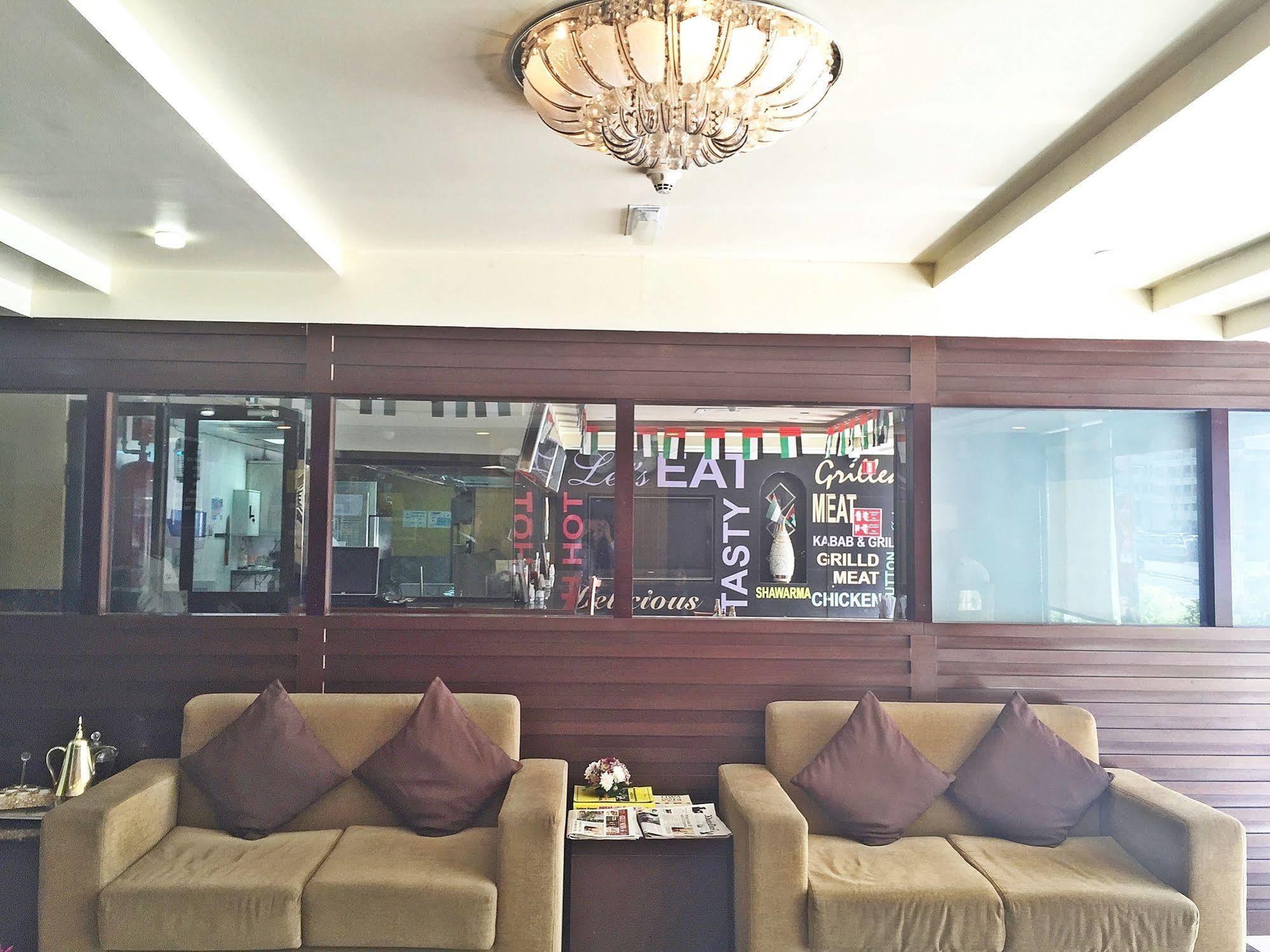 Ramee Rose Hotel Apartments Abou Dabi Extérieur photo