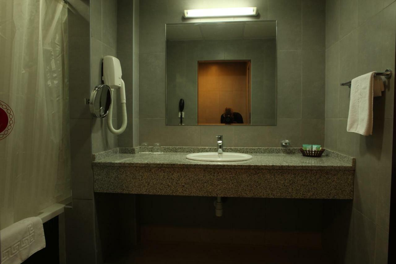 Ramee Rose Hotel Apartments Abou Dabi Extérieur photo